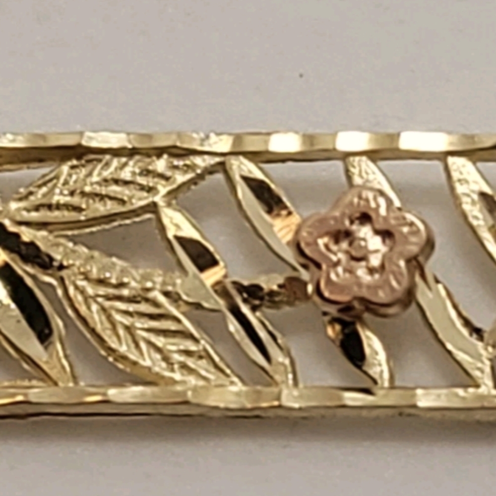 10kt Gold Two Tone Rose Braelt